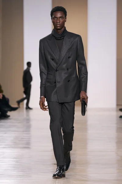 Look 43